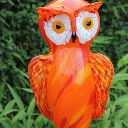 Eule Gartenflair 24 cm inkl. Stab orange