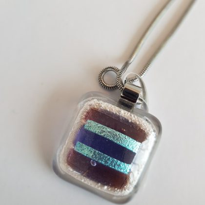 Halskette eckig mit Glasanhänger Lila Blau Fusing (Edelstahlkette)
