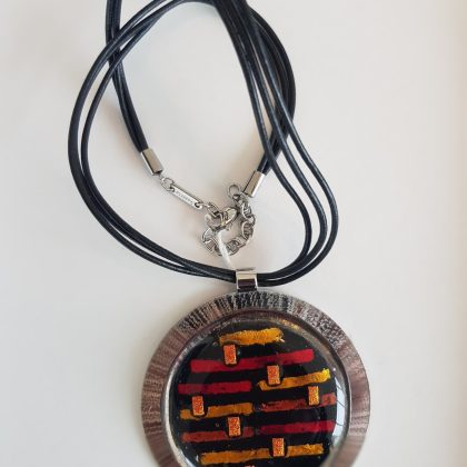 Halskette Brilliance mit mit Glasanhänger Rot Gold Fusing (Lederband)
