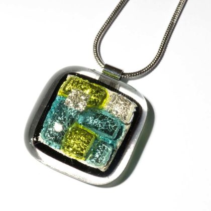 Halskette eckig mit Glasanhänger Blau Grün Fusing (Edelstahlkette)